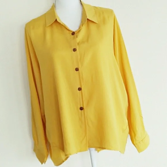 High Low Split Back Button Tie Up Tunic - Picture 3 of 7